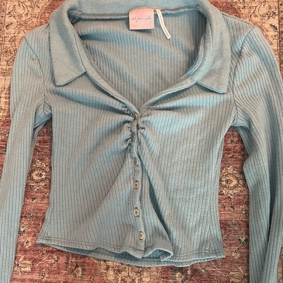 UO Blue Long-sleeve Top - Picture 3 of 3